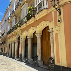 Apartamento Colón 1451 - Wifi Gratis Y Aire Acondicionado, Cádiz